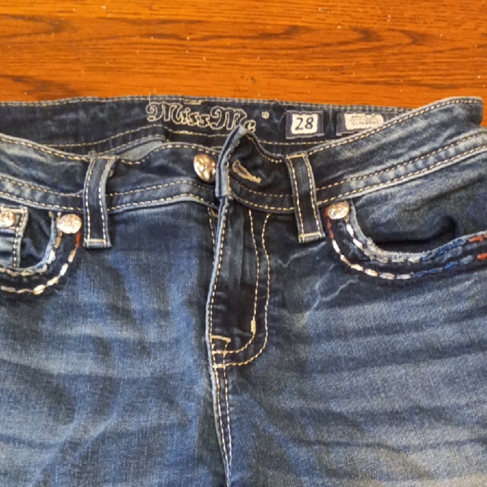 Miss Me mid Rise Blue Jeans with Gradient Effect